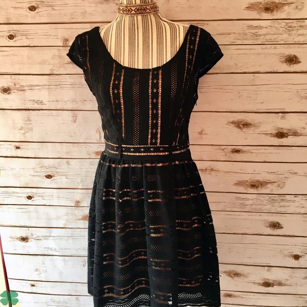 Jodi Kristopher's Black Lace Dress Size 9 Juniors - Picture 5 of 9